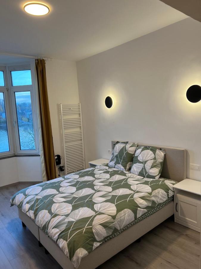 Riverbank Guest House Namen Buitenkant foto