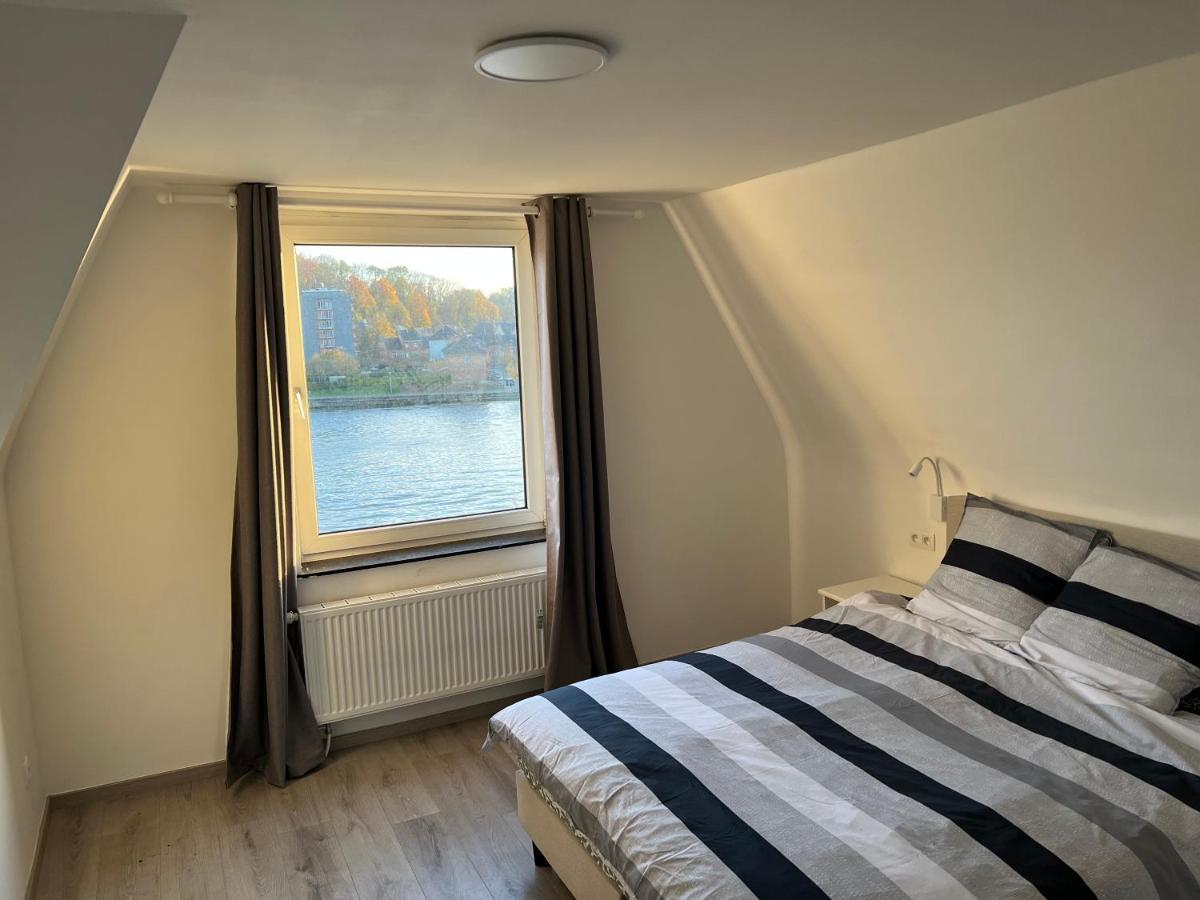 Riverbank Guest House Namen Buitenkant foto